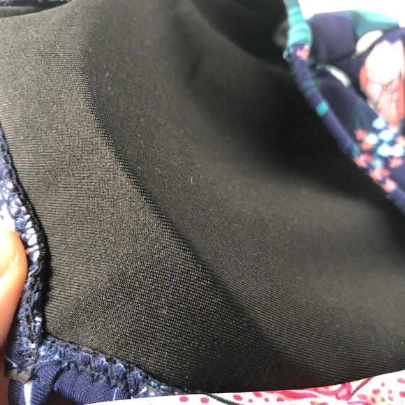 CUPSHE Navy Floral Cutout Bikini Size L - Picture 8 of 12